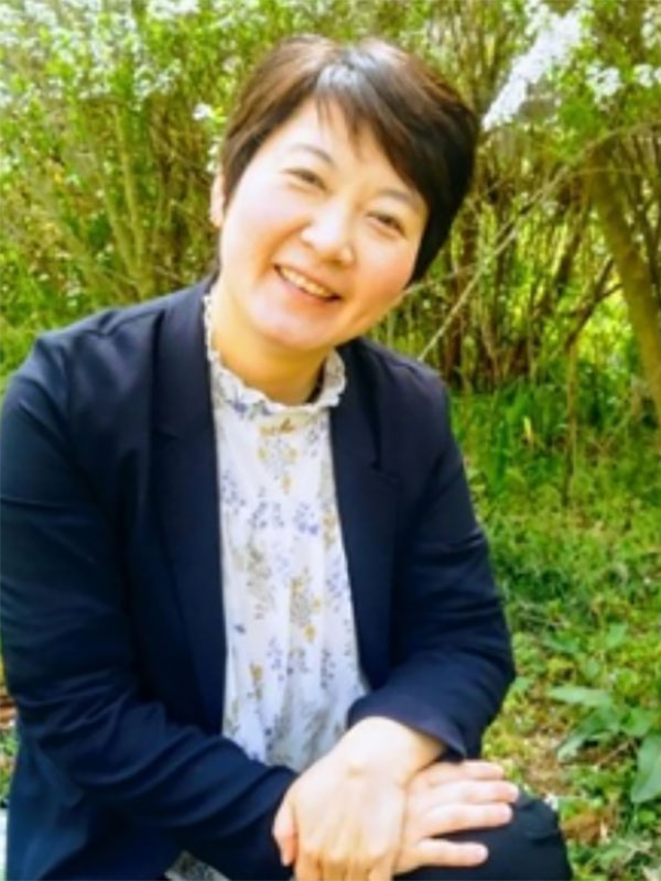 羽鳥 愛 氏